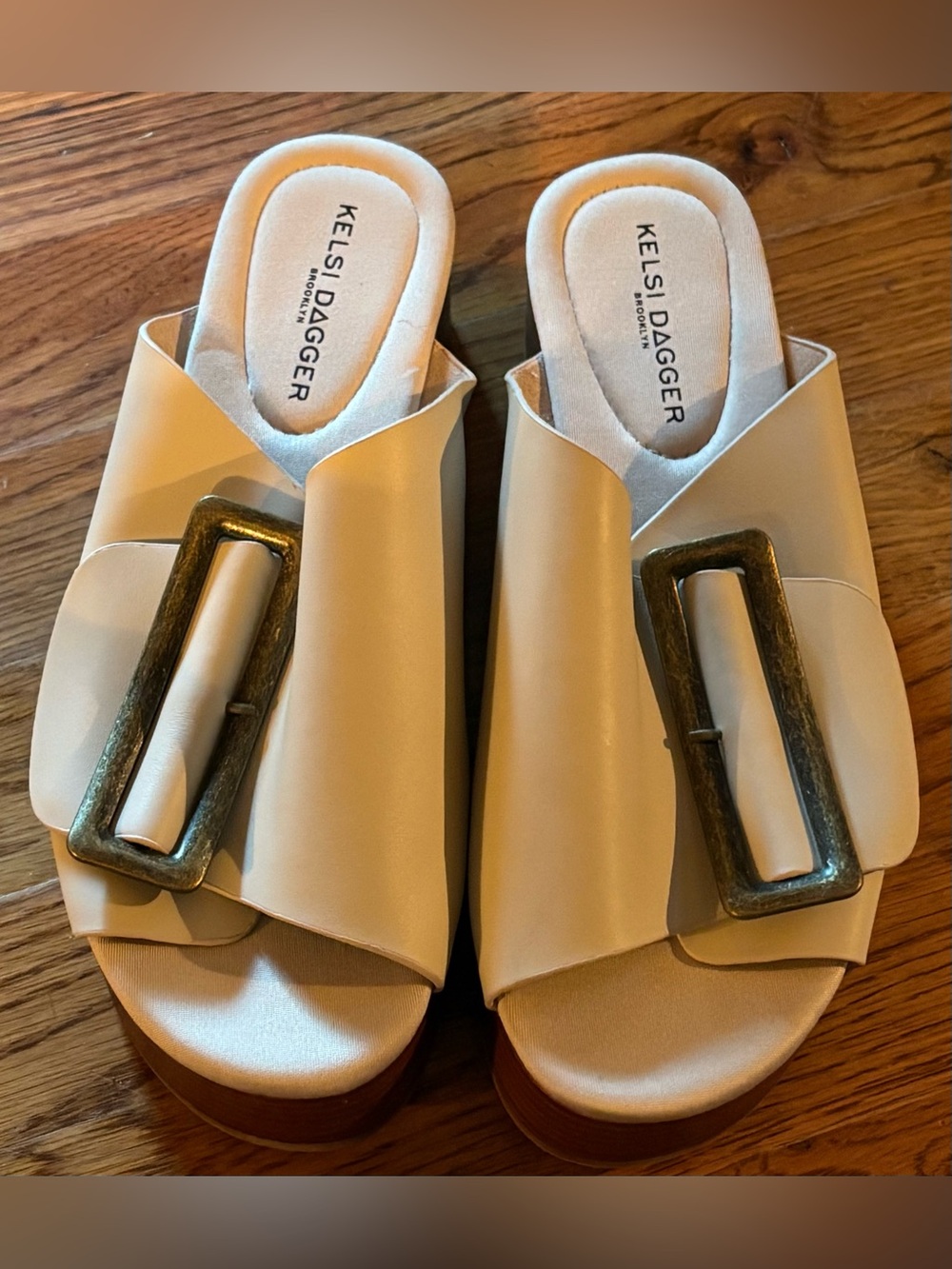 Kelsi Dagger Dover Shell Platform Sandals, Size 7, NWOT